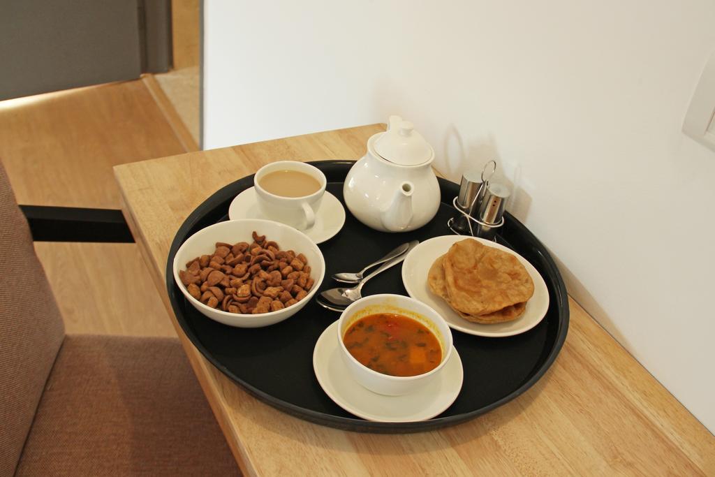 Oyo 1822 Hotel Ambassador Dehradun Luaran gambar