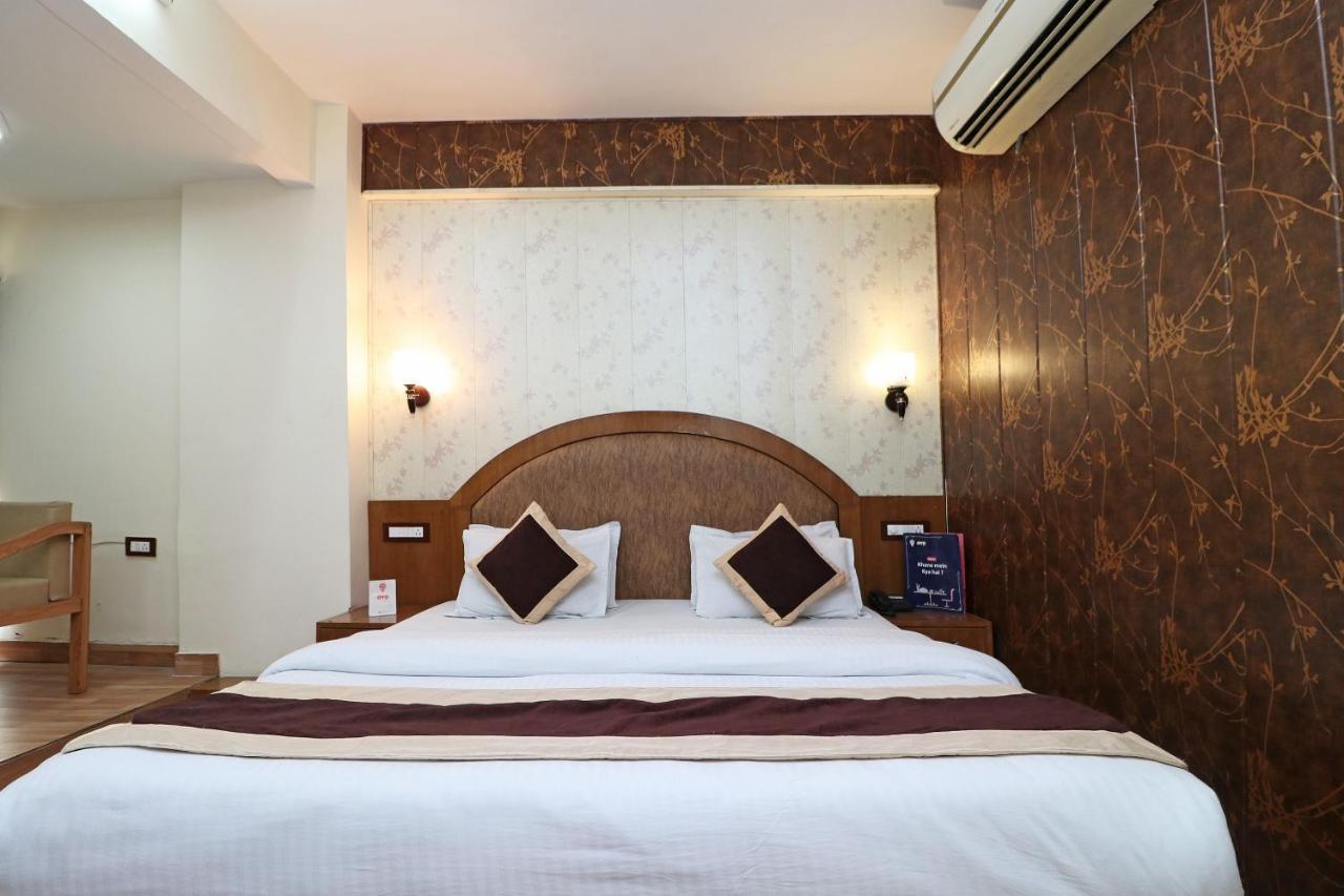 Oyo 1822 Hotel Ambassador Dehradun Luaran gambar