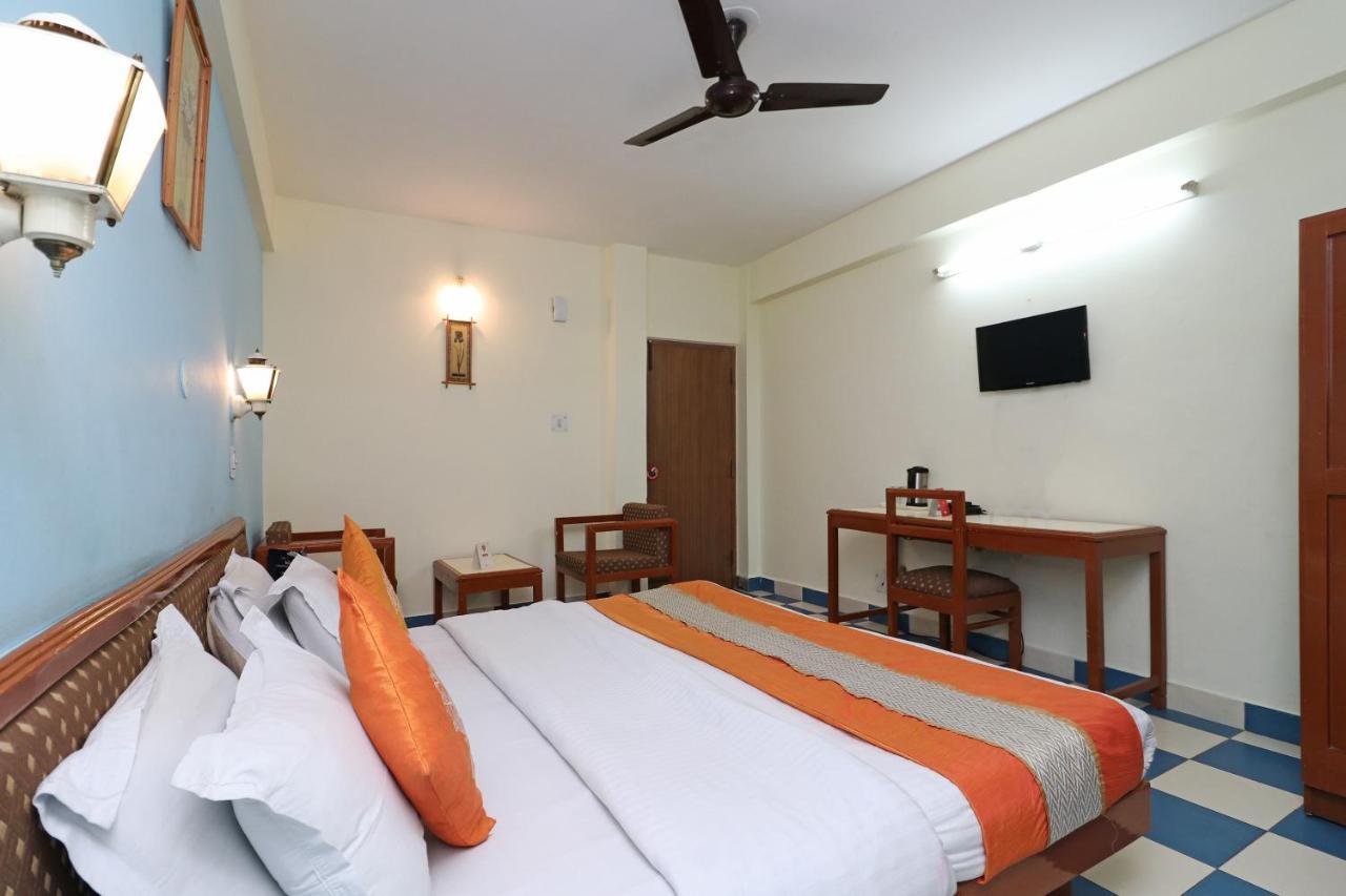 Oyo 1822 Hotel Ambassador Dehradun Luaran gambar
