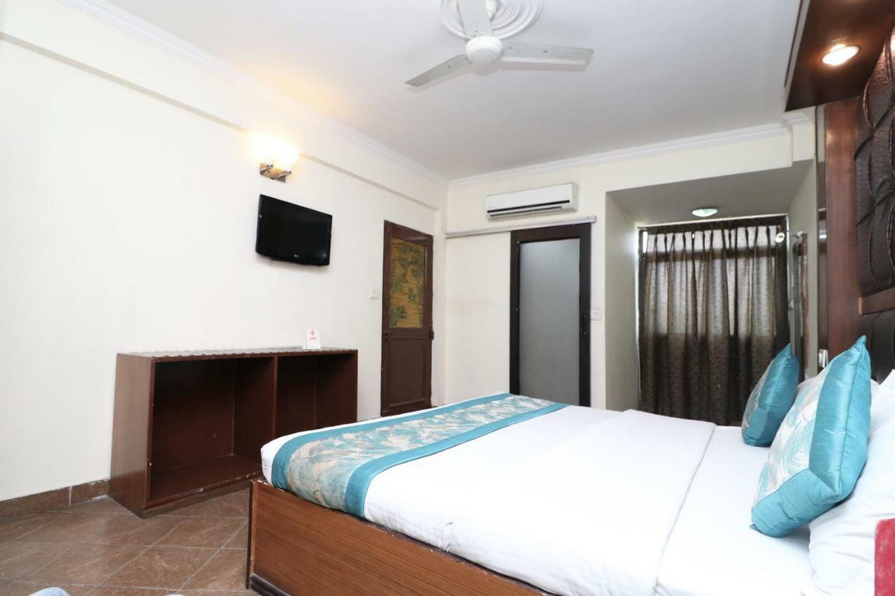 Oyo 1822 Hotel Ambassador Dehradun Luaran gambar