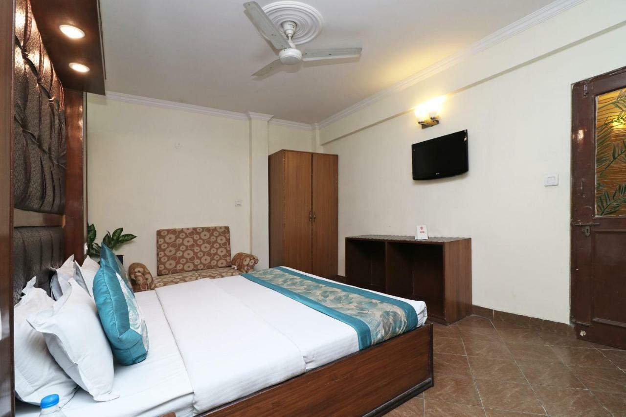 Oyo 1822 Hotel Ambassador Dehradun Luaran gambar